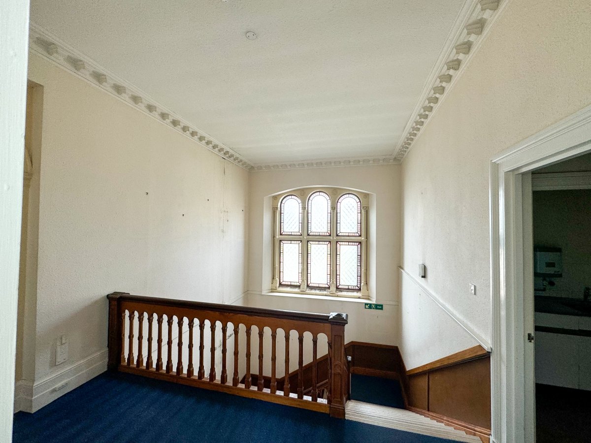 Office in Liskeard - photo 3