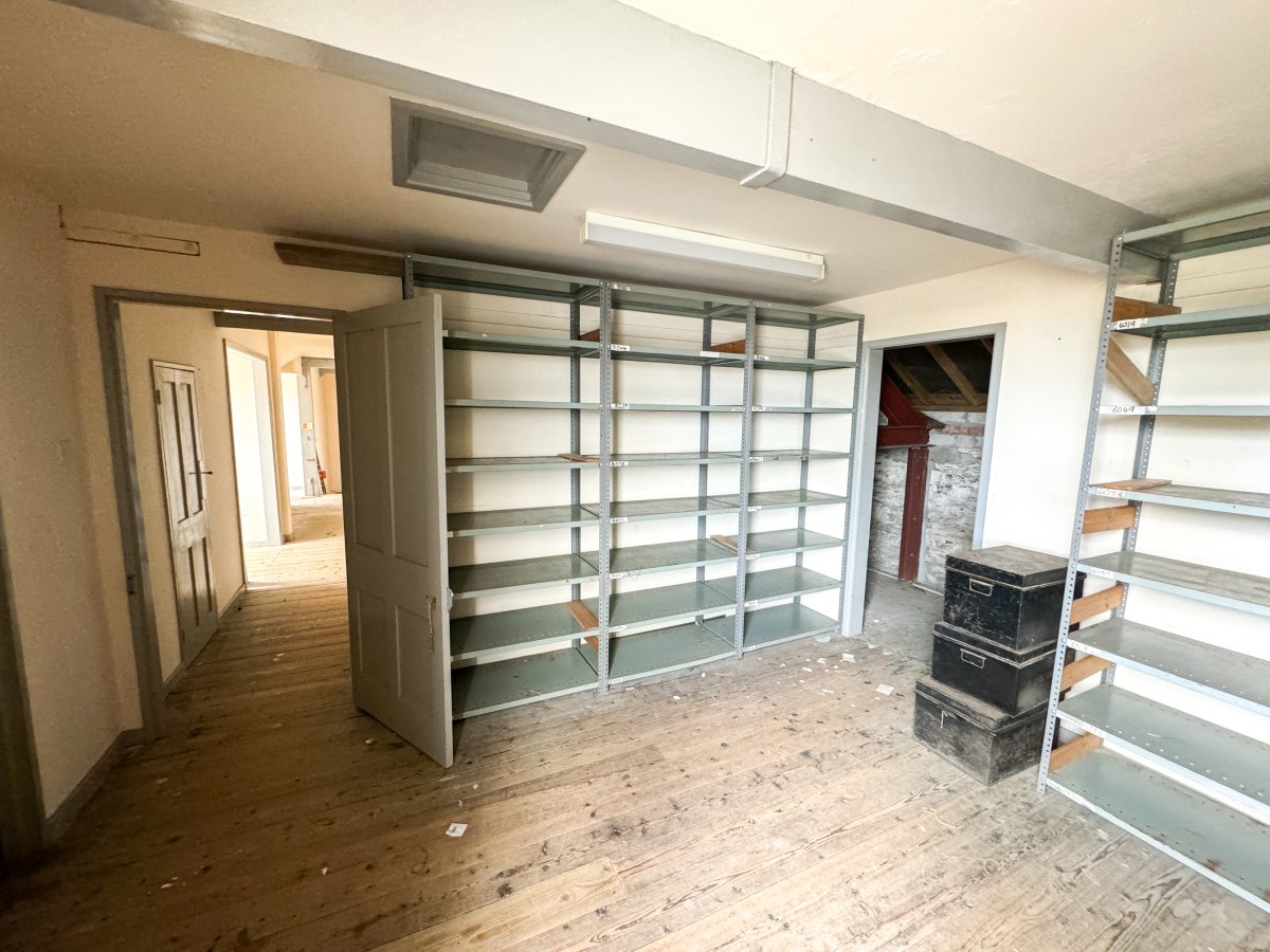 Office in Liskeard - photo 4