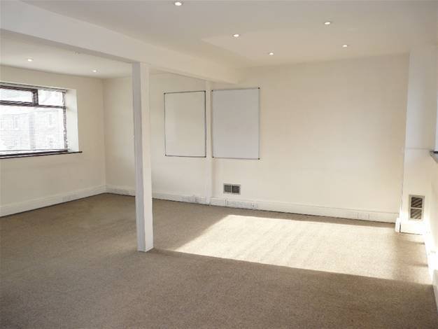 Office in Galashiels - photo 3