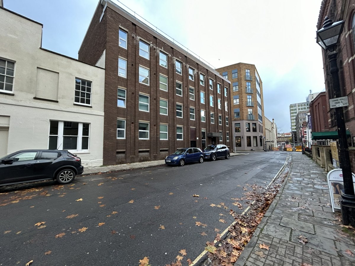 Office in Bristol - photo 3