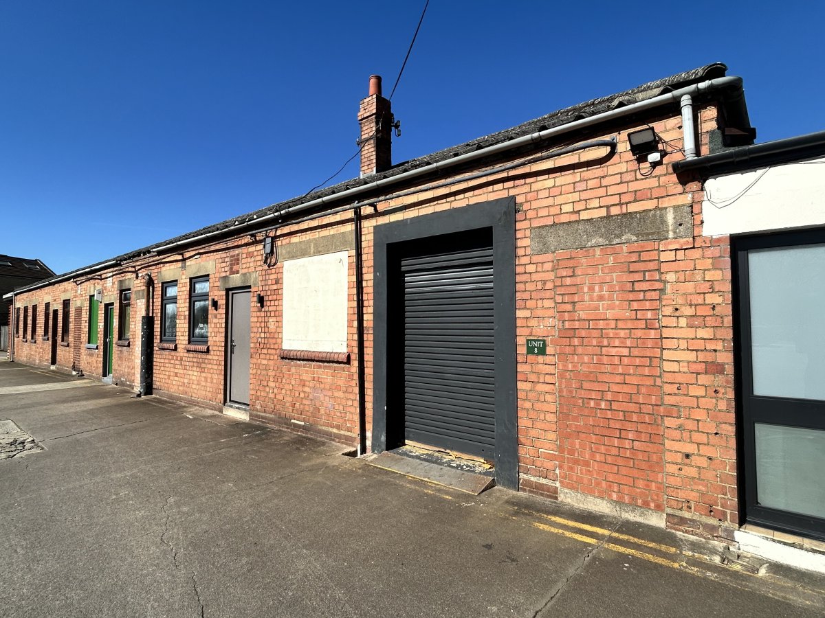Office in Melksham - photo 4