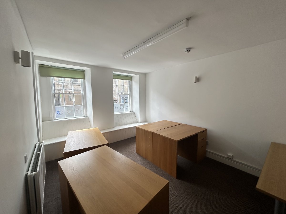 Office in Bradford On Avon - photo 3
