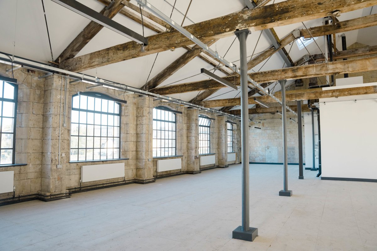 Office in Bath - photo 2