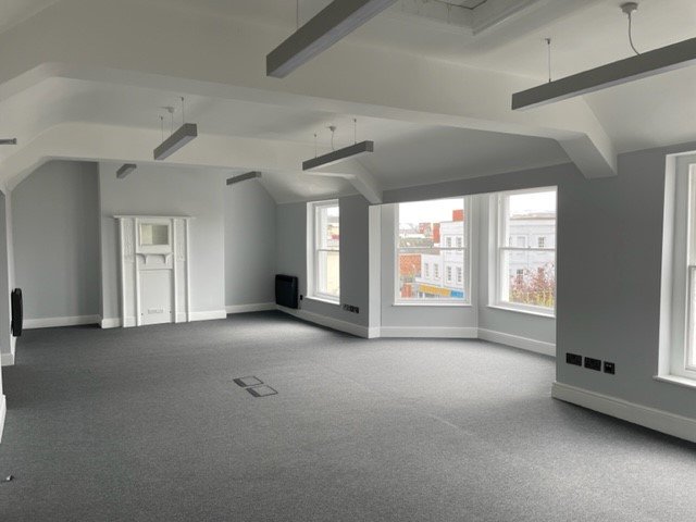 Office in Cheltenham - photo 3