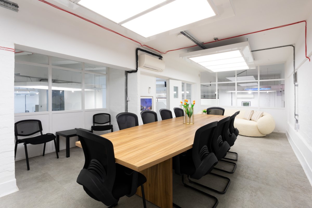 Office in Birmingham - photo 3