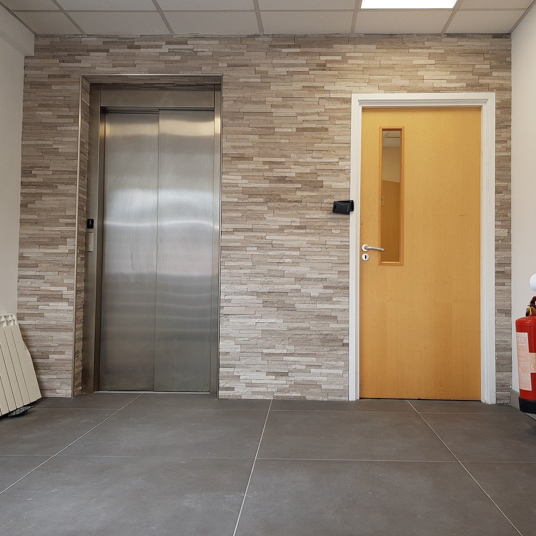 Office in Derby - photo 4