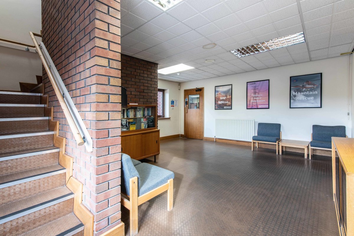 Office in Derby - photo 4