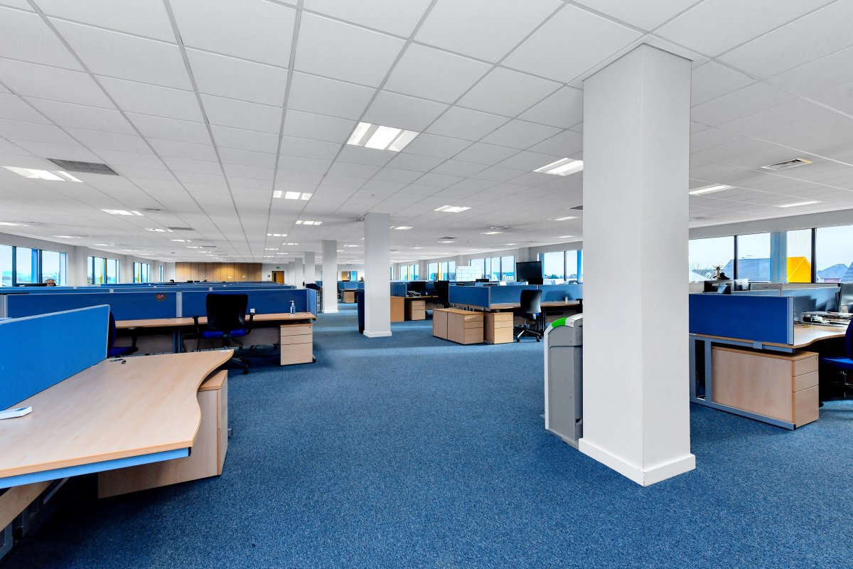 Office in Nottingham - photo 2