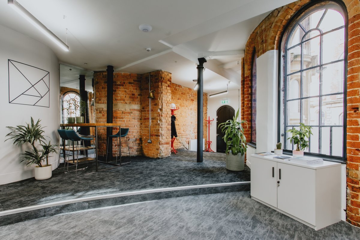 Office in Nottingham - photo 4