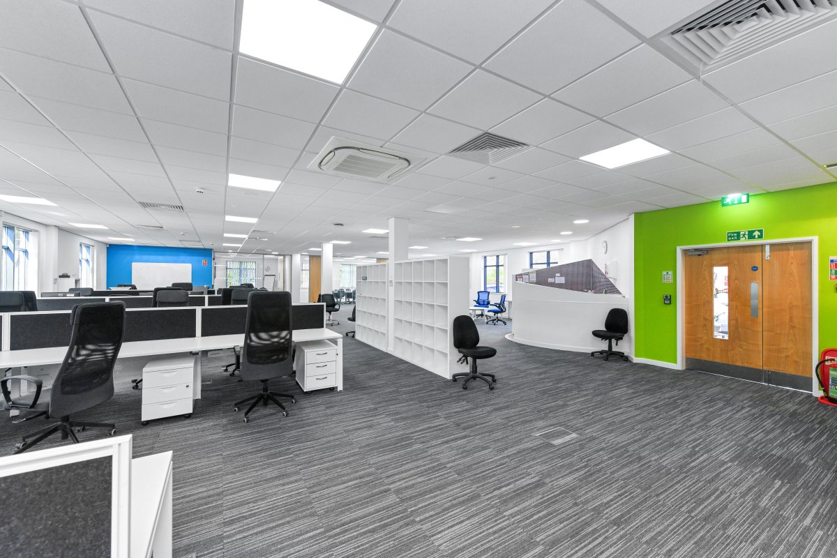 Office in Nottingham - photo 3
