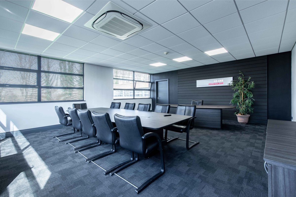 Office in Grantham - photo 2