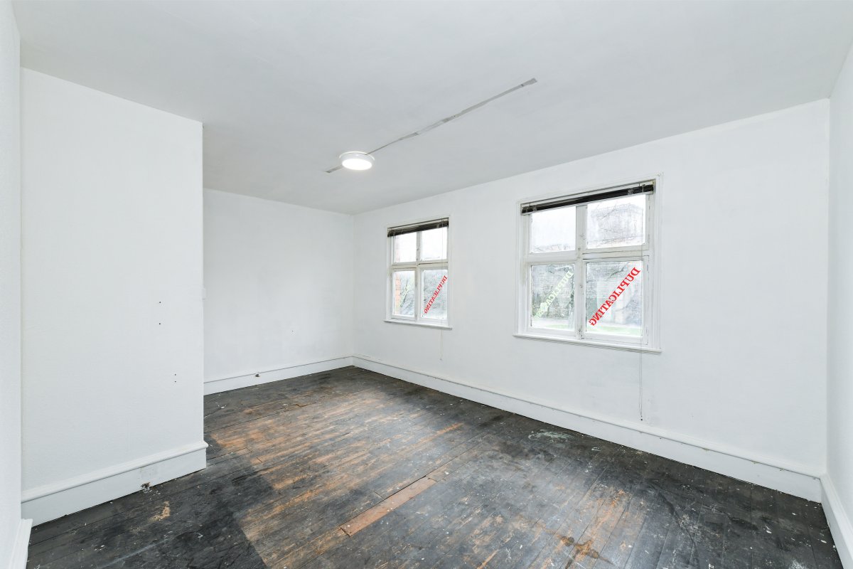 Office in Nottingham - photo 2