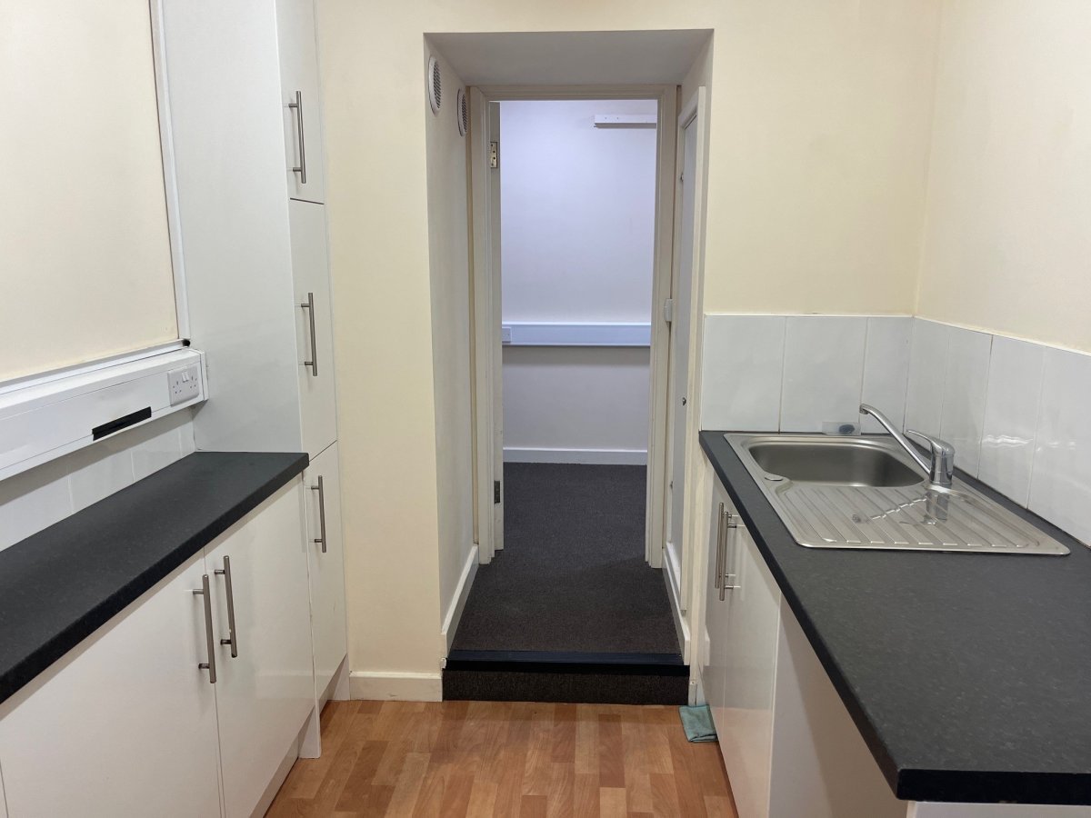 Office in Heavitree - photo 3