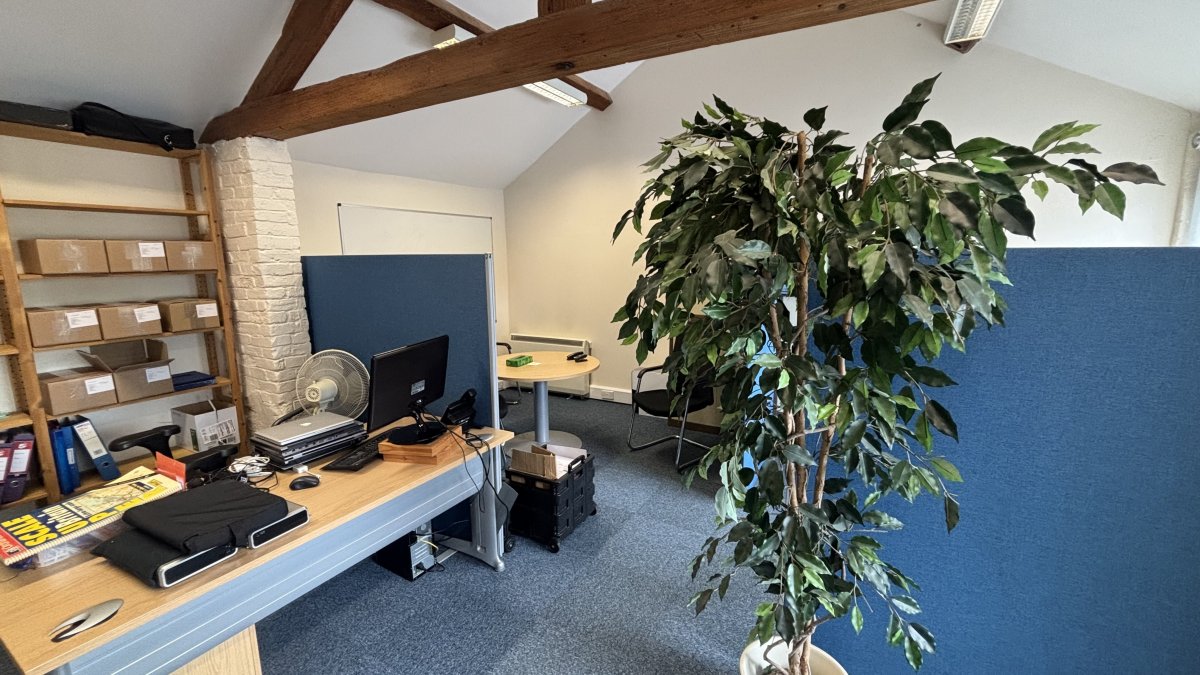 Office in Broadwell - photo 2