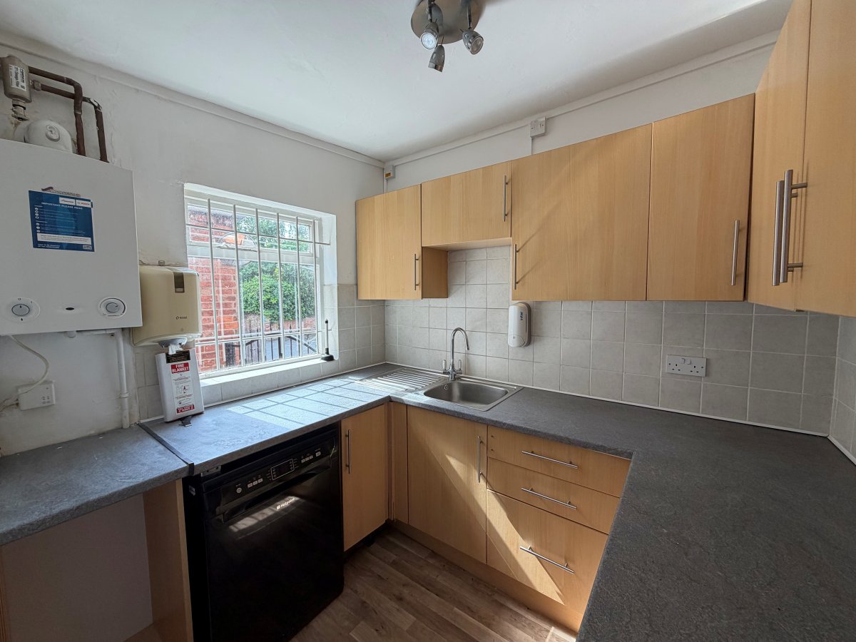 Office in Leicester - photo 4