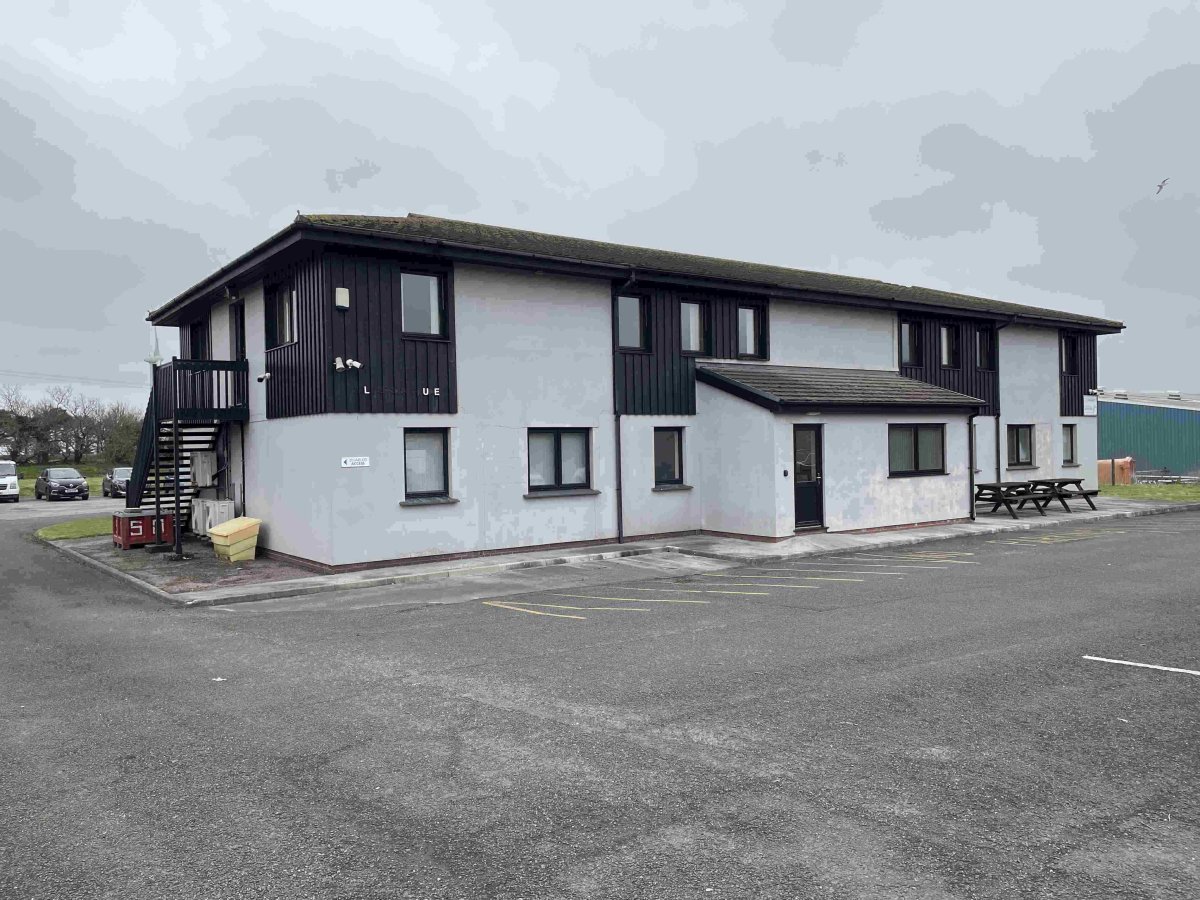 Office in Roche