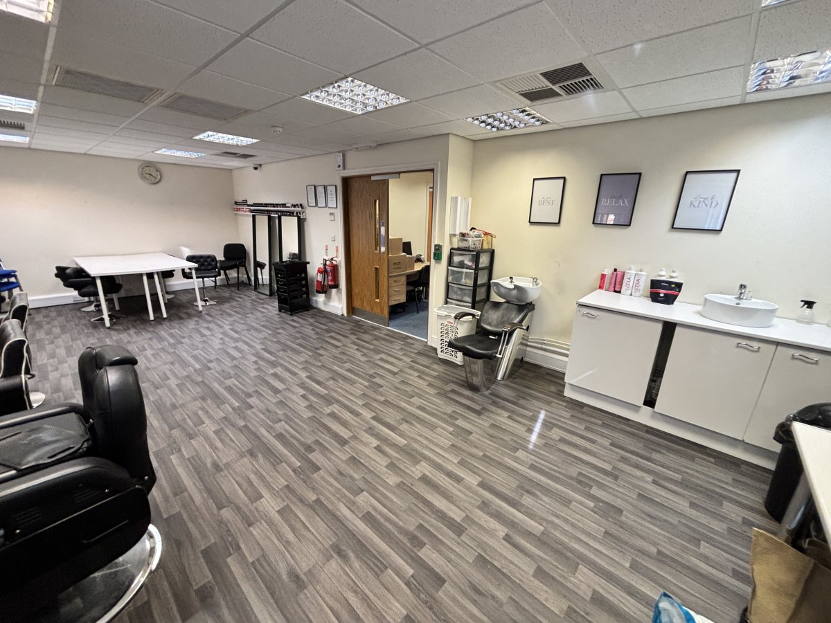 Office in Enderby - photo 3