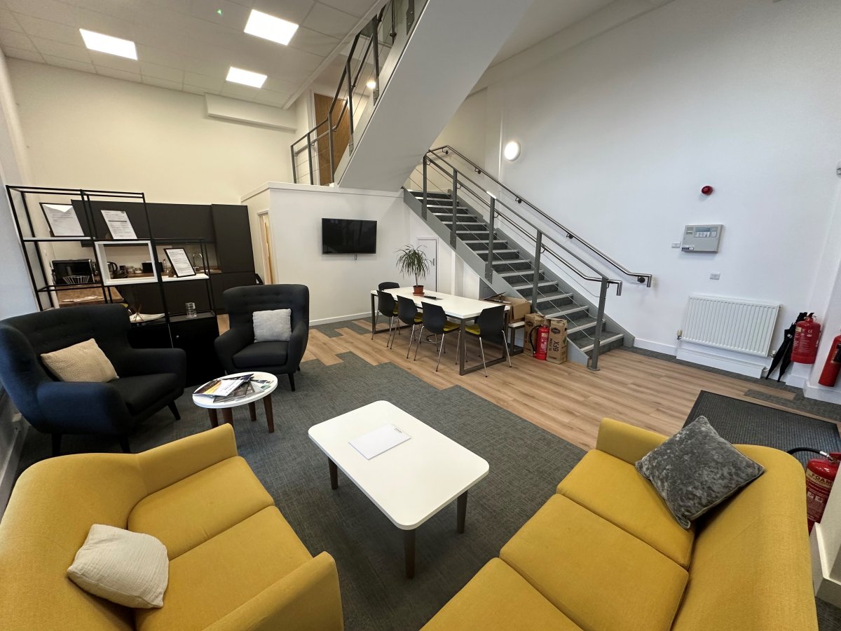 Office in Leicester - photo 2