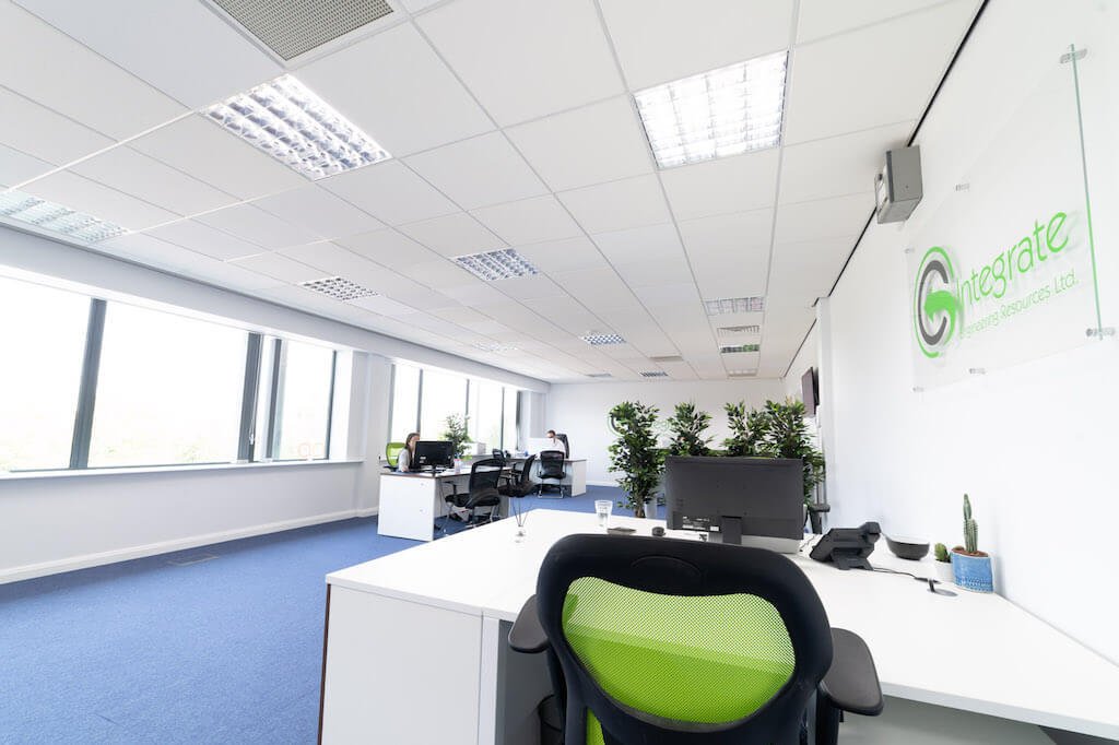 Office in Solihull - photo 2