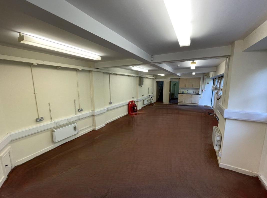 Office in Colwyn Bay - photo 2