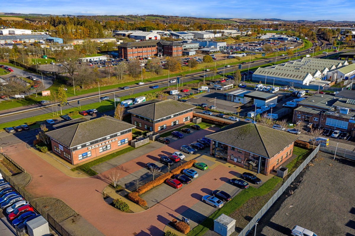 Office in Dundee - photo 3