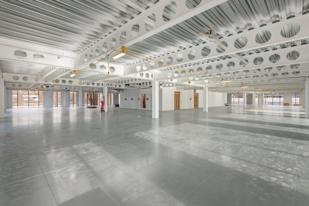 Office in Dundee - photo 3