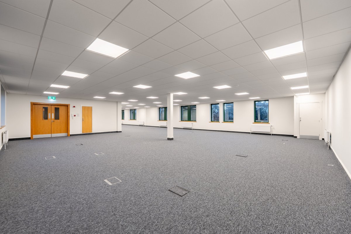 Office in Stirling - photo 2
