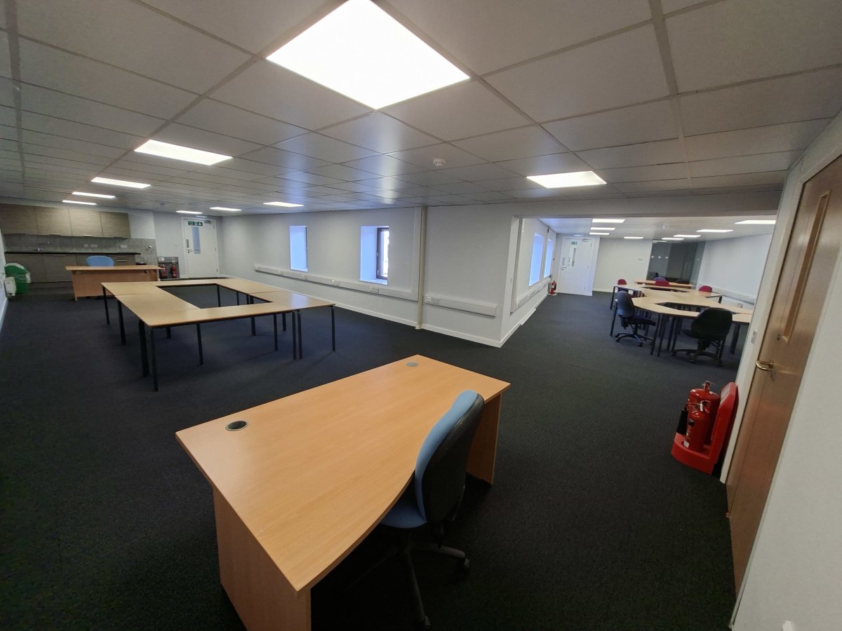 Office in Stirling - photo 2
