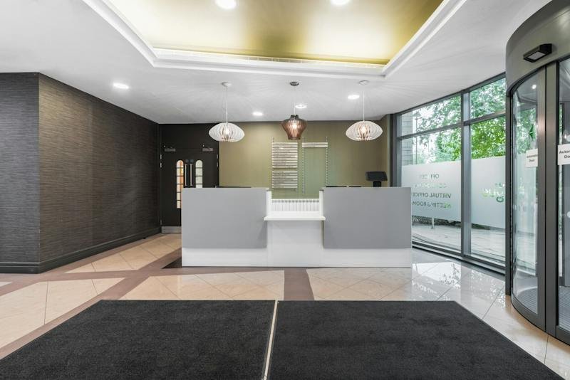 Office in Camberley - photo 3