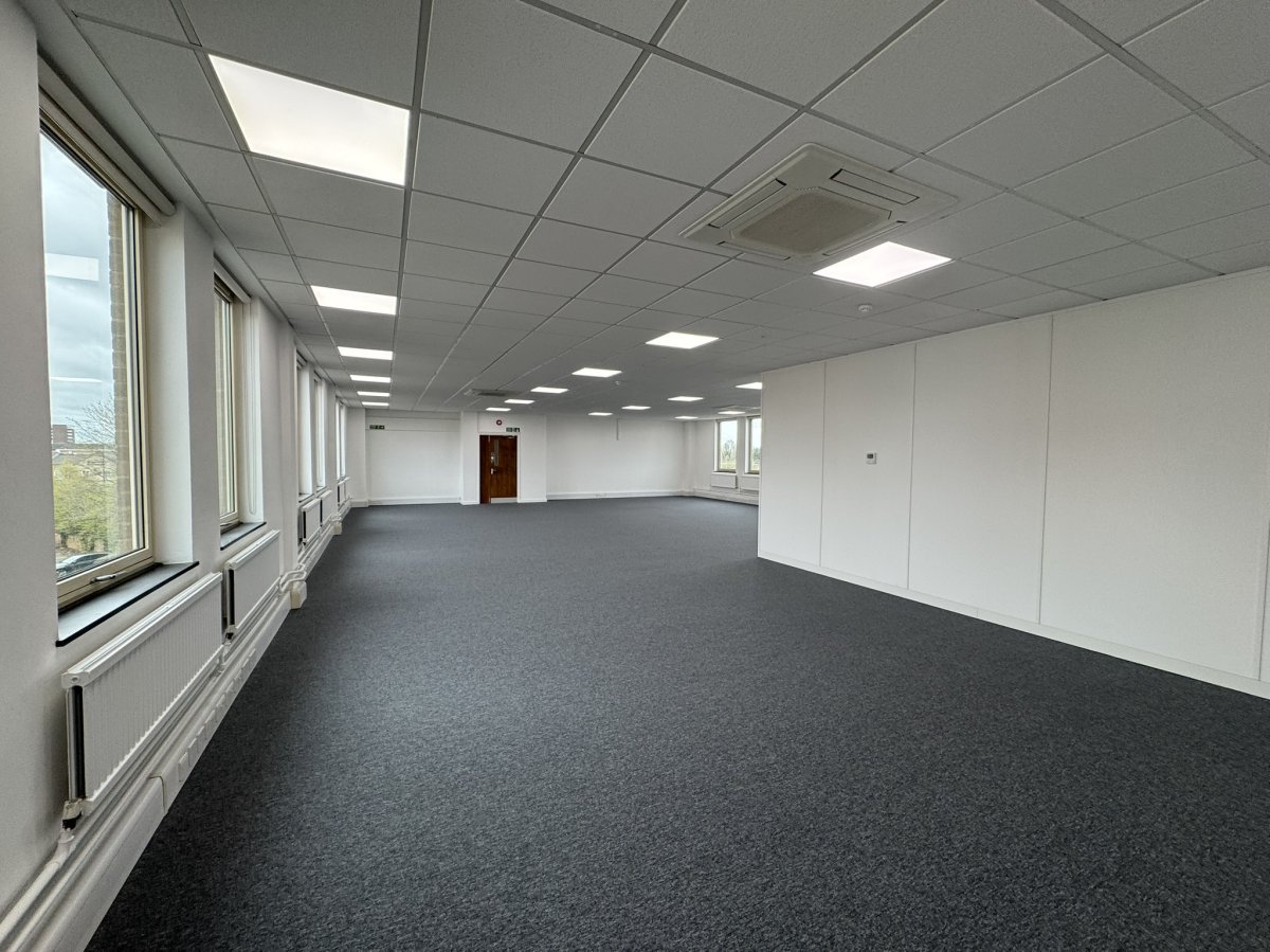 Office in Peterborough - photo 3