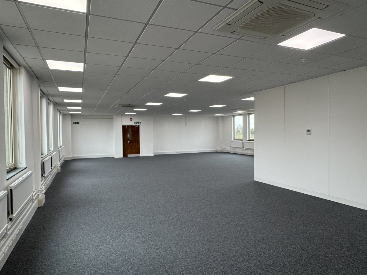 Office in Peterborough - photo 4