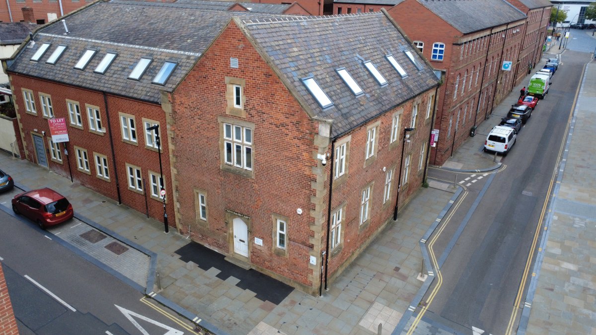 Office in Sheffield - photo 2