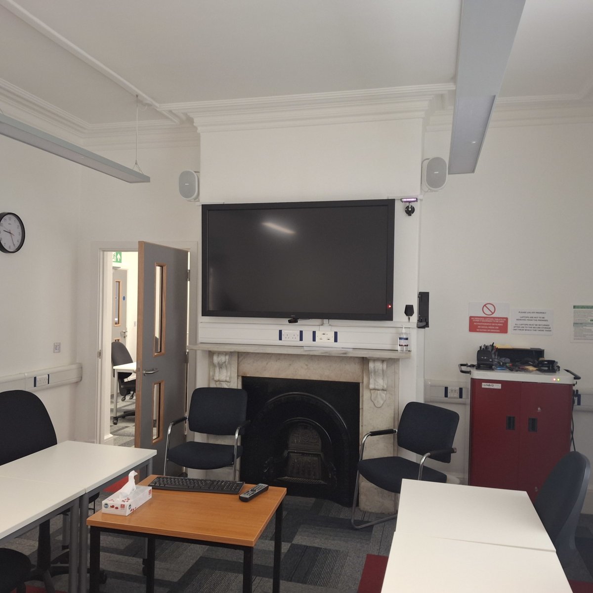Office in Sheffield - photo 3