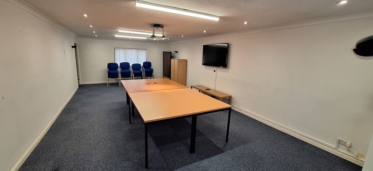 Office in Horsham - photo 3