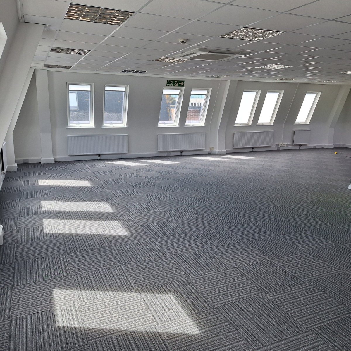 Office in 2nd Floor - photo 2