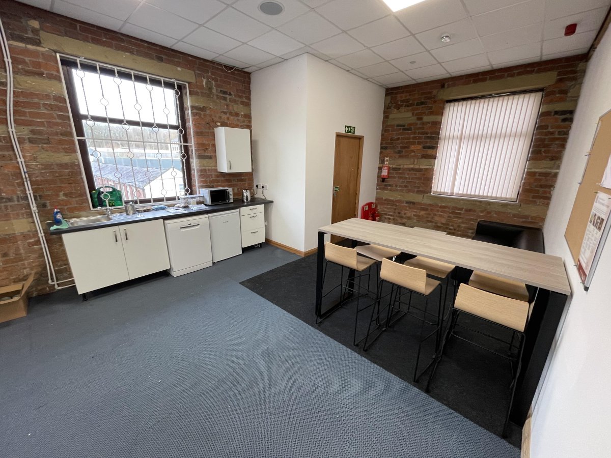Office in Halifax - photo 2