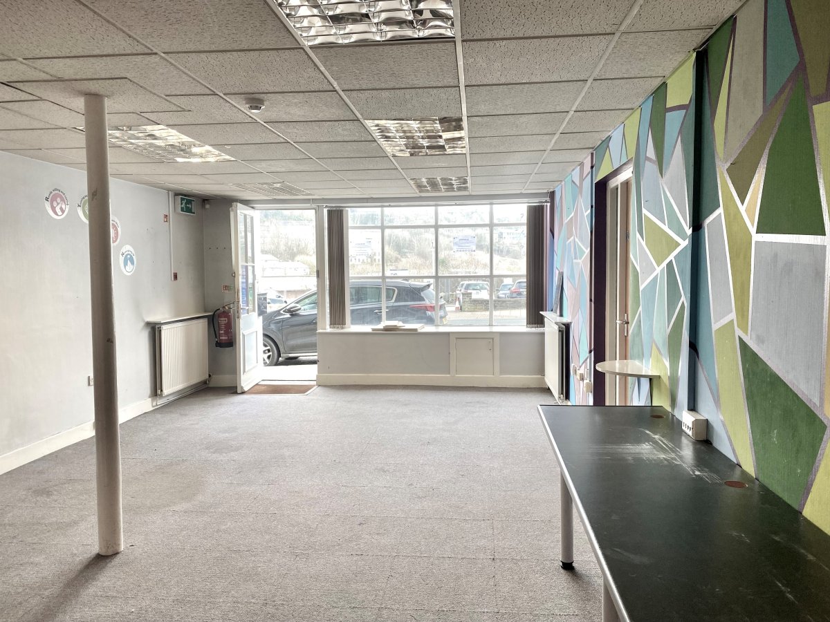Office in Halifax - photo 3