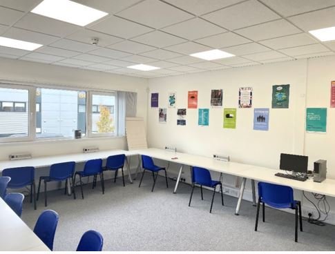 Office in Abingdon Science Park - photo 2