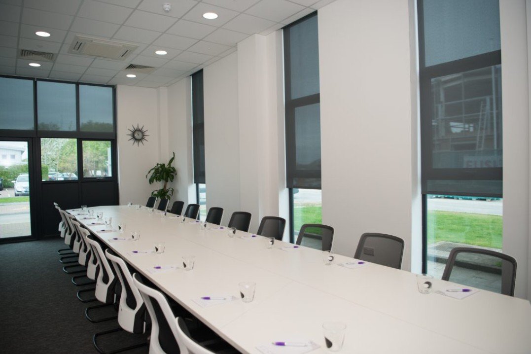 Office in Grove Business Park - photo 4