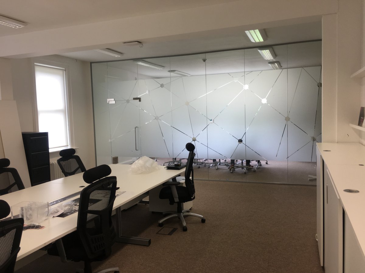 Office in Desford - photo 4