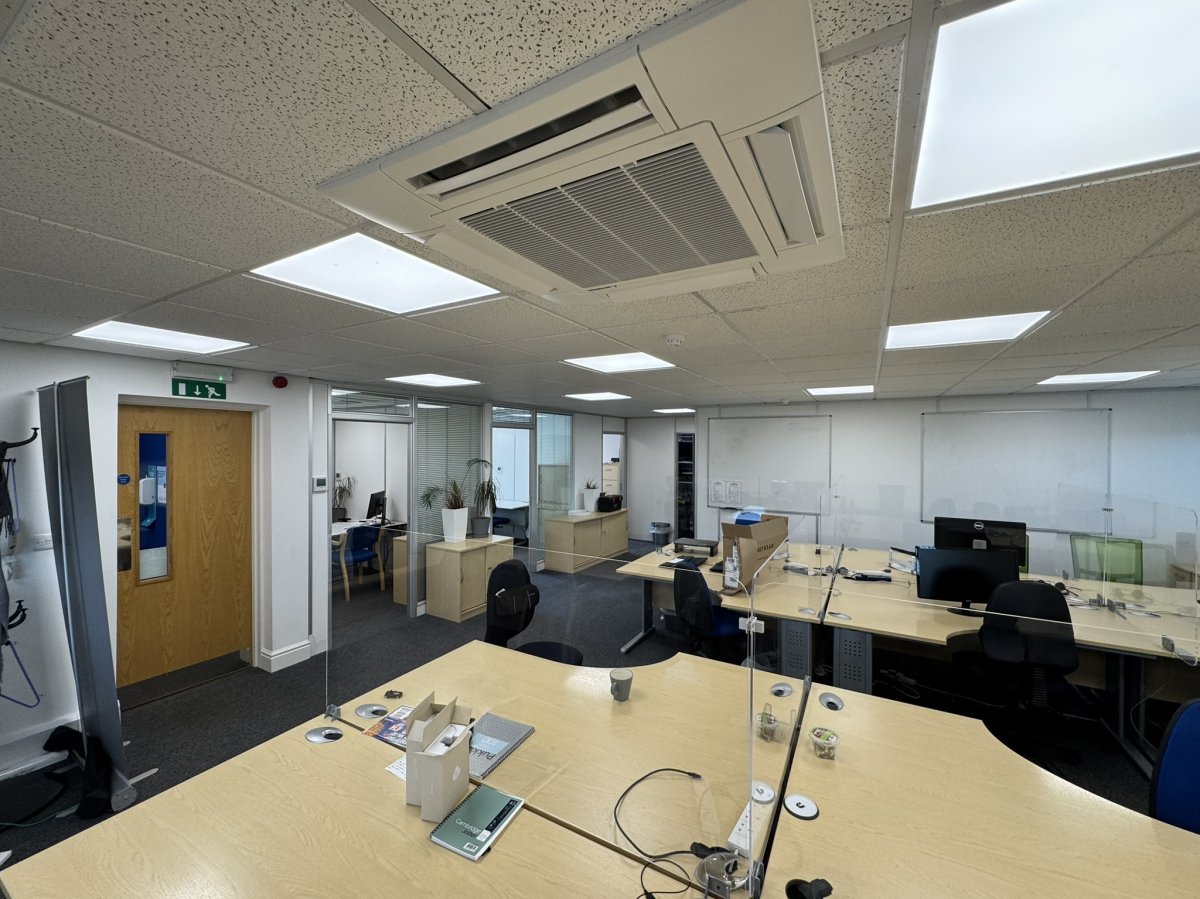 Office in Market Harborough - photo 4