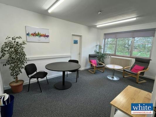 Office in Bicester - photo 4