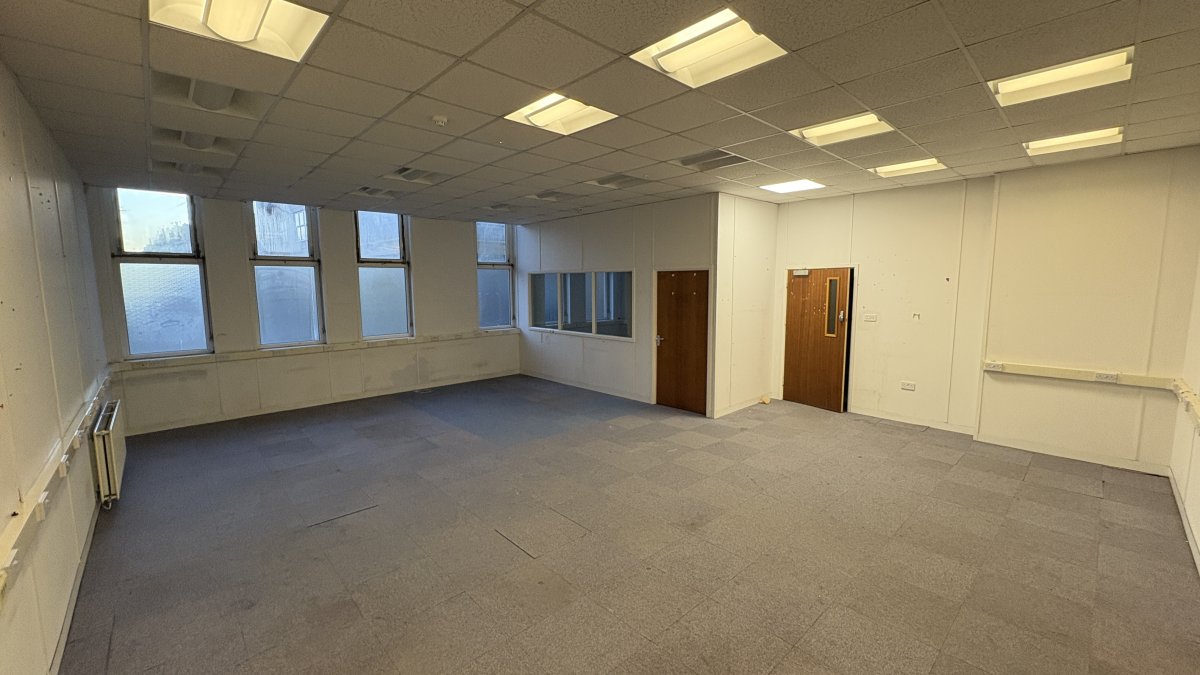 Office in Ripley - photo 4