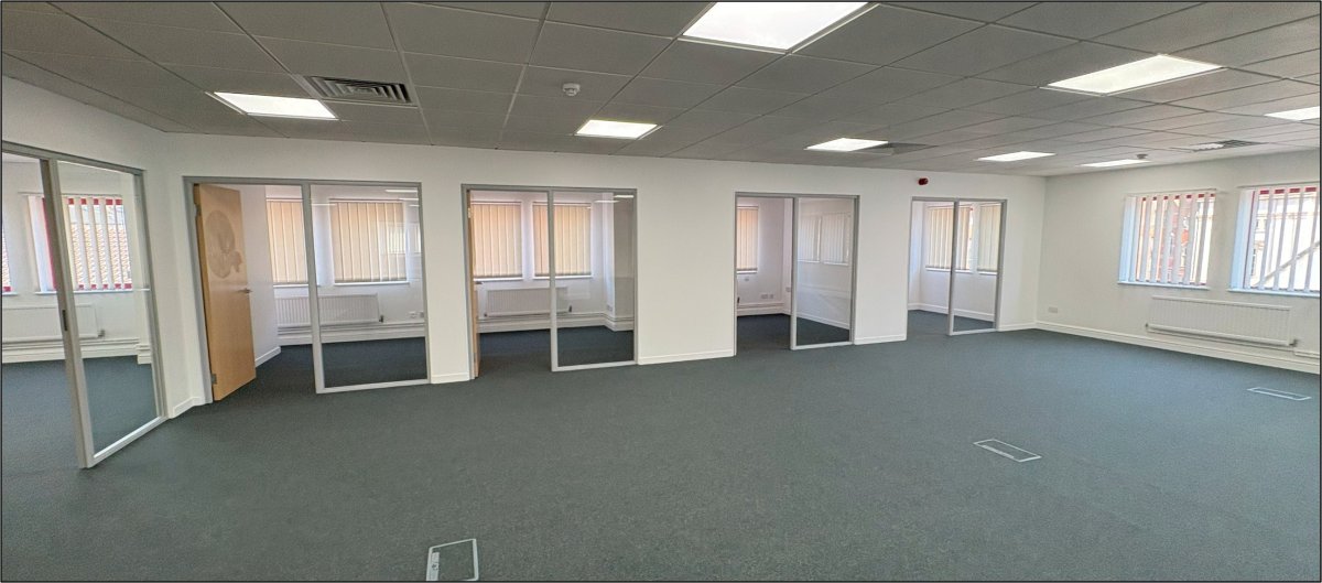 Office in Derby - photo 3