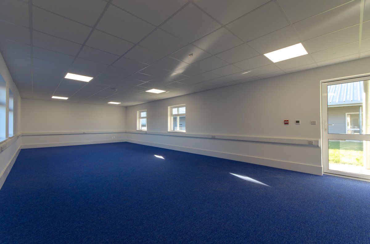 Office in Redhill - photo 3