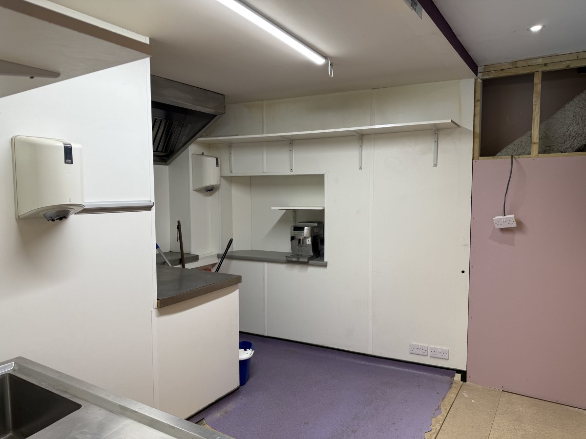Office in Leeds - photo 4