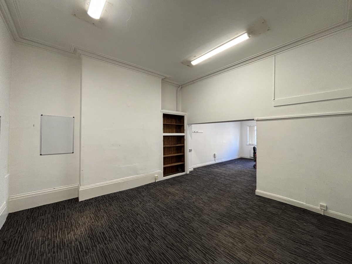 Office in Halifax - photo 2