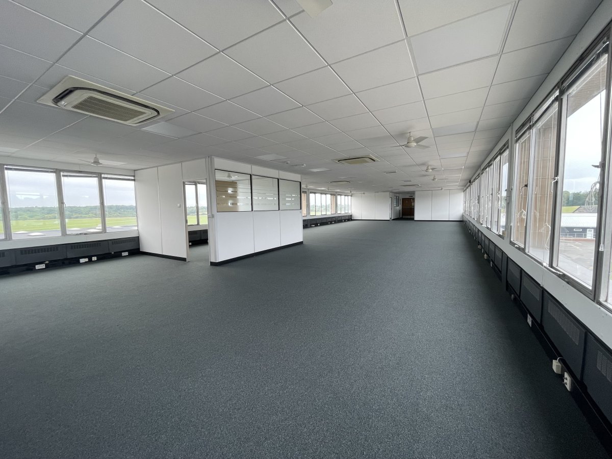 Office in Redhill - photo 2
