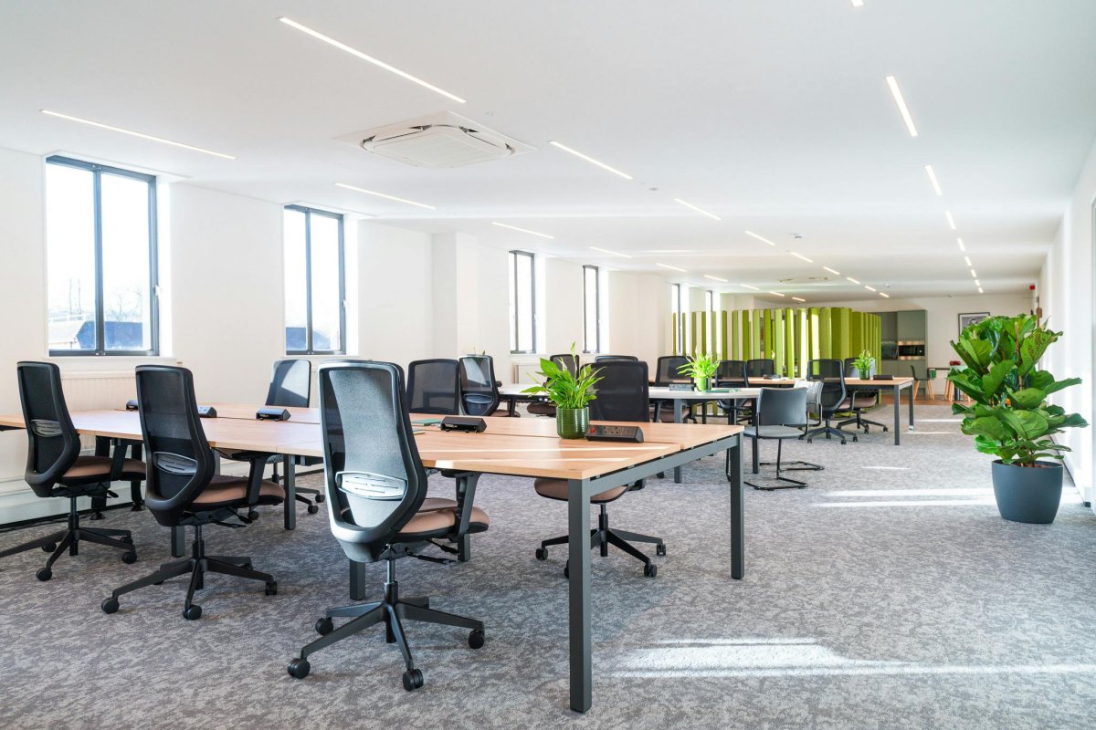 Office in Reigate - photo 2