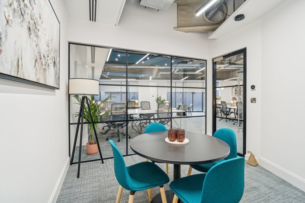 Office in Guildford - photo 3